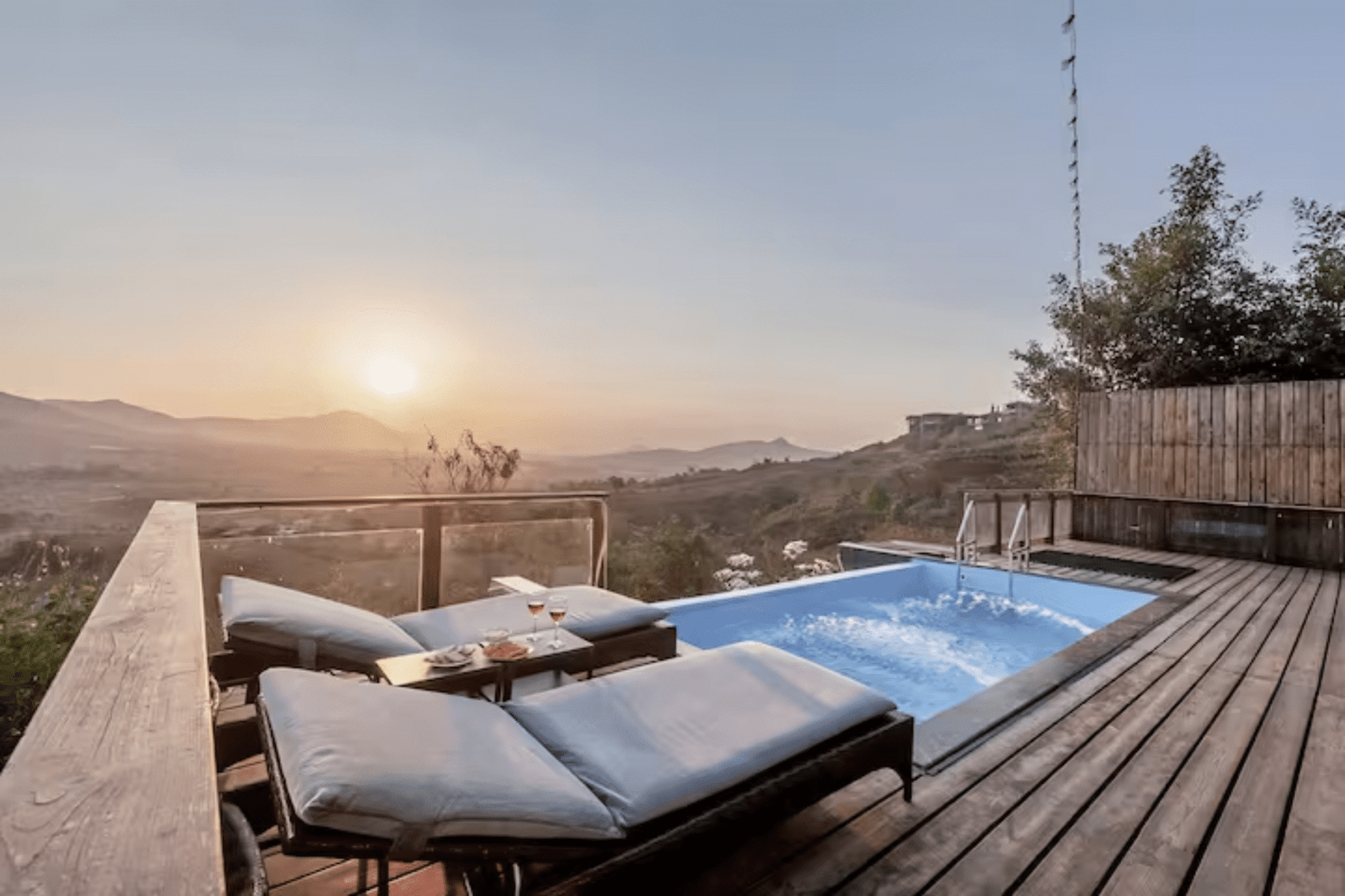 Petite Paradise Carat 3, Lonavala