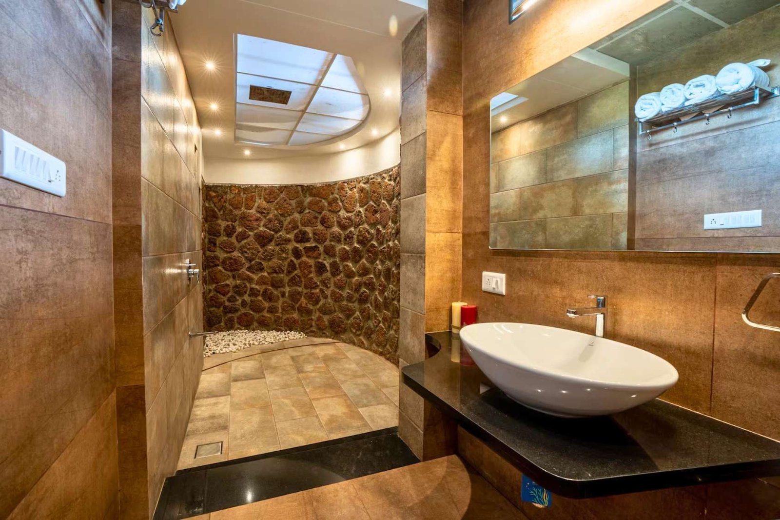 Sage & Stone, Panchgani