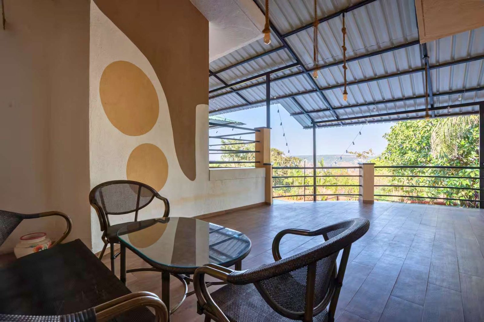 Sage & Stone, Panchgani