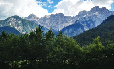 POV: You’re Waking Up to a Mountain View, Zero Notifications, and Fresh Parathas