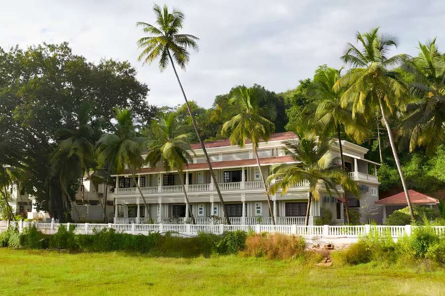 Mansion Sol luxury 12 bedroom villa in Siolim North Goa
